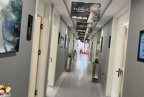 徐州華美美容走廊環(huán)境實拍圖 徐州華美美容走廊環(huán)境實拍圖