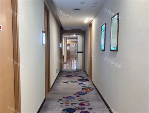 廣州紫馨醫(yī)療美容醫(yī)院走廊