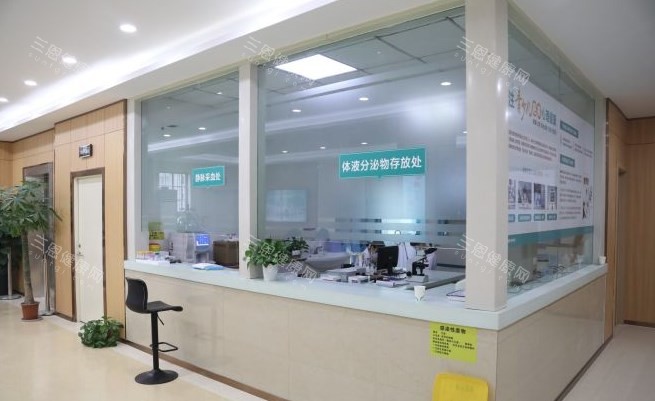 蘇州樂橋皮膚?？圃簝?nèi)