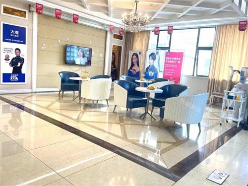 成都大麥植發(fā)顧客等待區(qū) 成都大麥植發(fā)顧客等待區(qū)