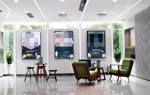 深圳青逸植發(fā)醫(yī)院的大廳