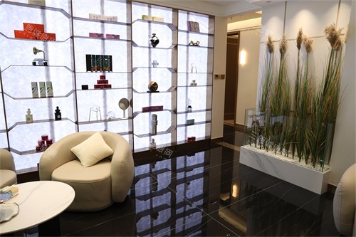 秦皇島紀(jì)輝整形休息區(qū)