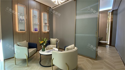 秦皇島紀輝整形等候區(qū)