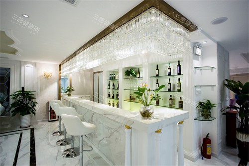 廣州雅貝壹醫(yī)療美容門診水吧