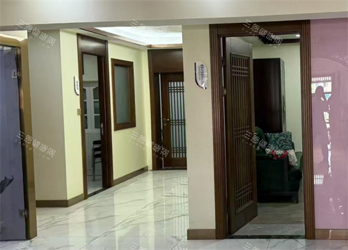 內(nèi)蒙古赤峰厲氏雅飛醫(yī)療美容咨詢(xún)室 內(nèi)蒙古赤峰厲氏雅飛醫(yī)療美容咨詢(xún)室