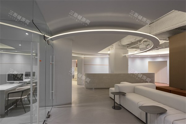 韓國(guó)DAYBEAU皮膚科弘大店大廳一角