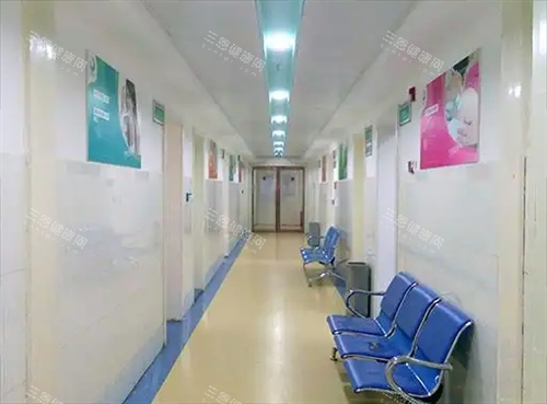 鄭州市管城中醫(yī)院整形科過道