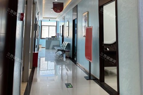 鄭州東方整形內(nèi)部過道環(huán)境