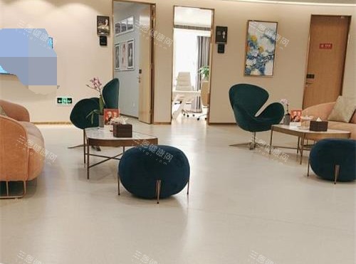 臺(tái)州藝星整形醫(yī)院休息區(qū)